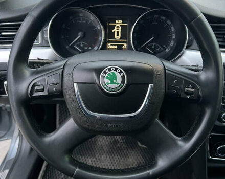 Серый Шкода Суперб, объемом двигателя 1.4 л и пробегом 239 тыс. км за 6900 $, фото 21 на Automoto.ua