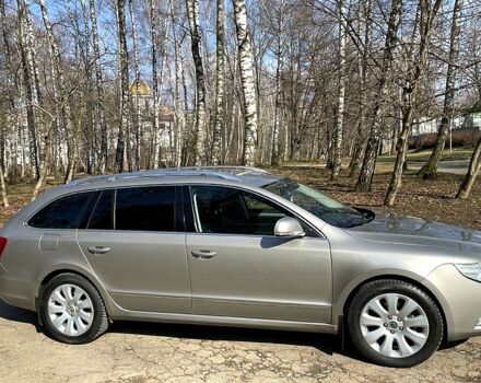 Сірий Шкода Суперб, об'ємом двигуна 2 л та пробігом 280 тис. км за 8700 $, фото 2 на Automoto.ua