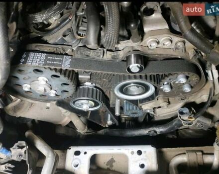 Сірий Шкода Суперб, об'ємом двигуна 2 л та пробігом 259 тис. км за 10499 $, фото 1 на Automoto.ua