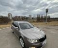 Сірий Шкода Суперб, об'ємом двигуна 2 л та пробігом 210 тис. км за 11299 $, фото 1 на Automoto.ua