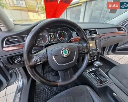 Серый Шкода Суперб, объемом двигателя 1.8 л и пробегом 225 тыс. км за 9300 $, фото 64 на Automoto.ua