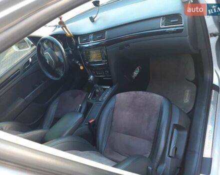 Сірий Шкода Суперб, об'ємом двигуна 2 л та пробігом 249 тис. км за 11000 $, фото 5 на Automoto.ua