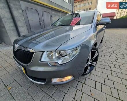 Серый Шкода Суперб, объемом двигателя 1.8 л и пробегом 225 тыс. км за 9300 $, фото 3 на Automoto.ua