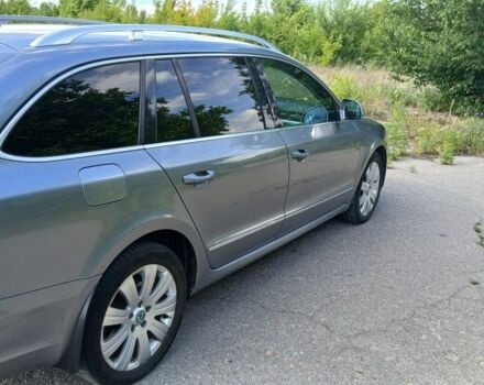 Сірий Шкода Суперб, об'ємом двигуна 2 л та пробігом 299 тис. км за 9000 $, фото 1 на Automoto.ua