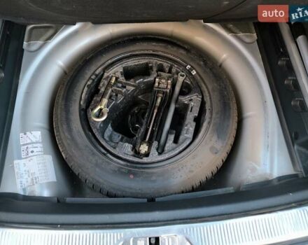 Сірий Шкода Суперб, об'ємом двигуна 2 л та пробігом 259 тис. км за 10499 $, фото 19 на Automoto.ua