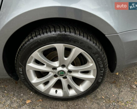 Серый Шкода Суперб, объемом двигателя 1.8 л и пробегом 225 тыс. км за 9200 $, фото 10 на Automoto.ua