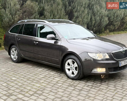 Серый Шкода Суперб, объемом двигателя 1.97 л и пробегом 270 тыс. км за 11700 $, фото 15 на Automoto.ua