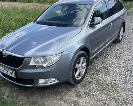 Сірий Шкода Суперб, об'ємом двигуна 2 л та пробігом 320 тис. км за 7800 $, фото 2 на Automoto.ua