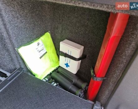 Сірий Шкода Суперб, об'ємом двигуна 1.8 л та пробігом 225 тис. км за 8807 $, фото 78 на Automoto.ua