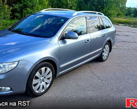 Серый Шкода Суперб, объемом двигателя 2 л и пробегом 299 тыс. км за 9000 $, фото 2 на Automoto.ua