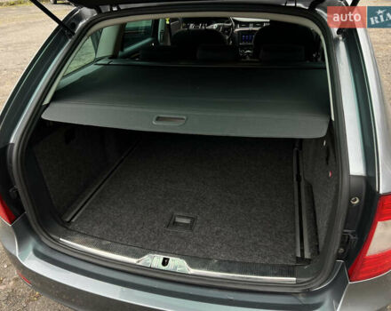 Серый Шкода Суперб, объемом двигателя 1.8 л и пробегом 225 тыс. км за 9200 $, фото 11 на Automoto.ua