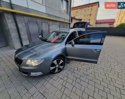 Серый Шкода Суперб, объемом двигателя 1.8 л и пробегом 225 тыс. км за 9300 $, фото 38 на Automoto.ua