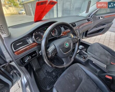 Сірий Шкода Суперб, об'ємом двигуна 1.8 л та пробігом 225 тис. км за 8807 $, фото 58 на Automoto.ua