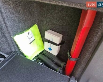 Серый Шкода Суперб, объемом двигателя 1.8 л и пробегом 225 тыс. км за 9300 $, фото 76 на Automoto.ua