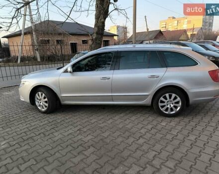 Сірий Шкода Суперб, об'ємом двигуна 2 л та пробігом 259 тис. км за 10499 $, фото 6 на Automoto.ua