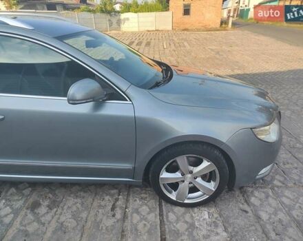 Серый Шкода Суперб, объемом двигателя 1.98 л и пробегом 195 тыс. км за 9700 $, фото 7 на Automoto.ua