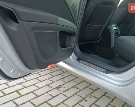 Серый Шкода Суперб, объемом двигателя 1.6 л и пробегом 328 тыс. км за 7950 $, фото 81 на Automoto.ua