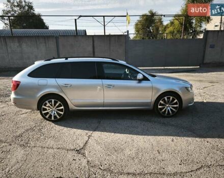 Серый Шкода Суперб, объемом двигателя 1.8 л и пробегом 317 тыс. км за 8500 $, фото 8 на Automoto.ua