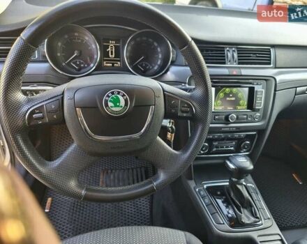 Серый Шкода Суперб, объемом двигателя 1.8 л и пробегом 317 тыс. км за 9700 $, фото 15 на Automoto.ua