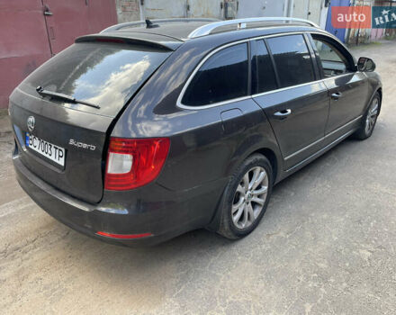 Серый Шкода Суперб, объемом двигателя 1.97 л и пробегом 270 тыс. км за 8500 $, фото 3 на Automoto.ua