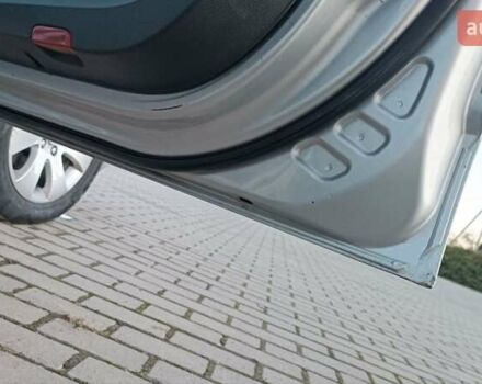 Серый Шкода Суперб, объемом двигателя 1.6 л и пробегом 328 тыс. км за 7950 $, фото 68 на Automoto.ua