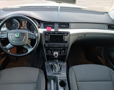 Серый Шкода Суперб, объемом двигателя 1.6 л и пробегом 328 тыс. км за 6950 $, фото 19 на Automoto.ua