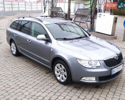 Сірий Шкода Суперб, об'ємом двигуна 1.6 л та пробігом 303 тис. км за 8299 $, фото 1 на Automoto.ua