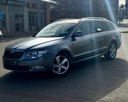 Серый Шкода Суперб, объемом двигателя 2 л и пробегом 241 тыс. км за 8200 $, фото 2 на Automoto.ua