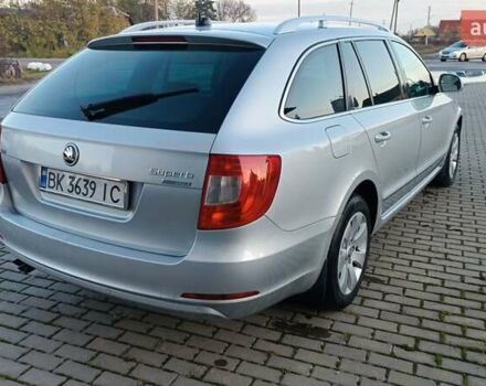 Серый Шкода Суперб, объемом двигателя 1.6 л и пробегом 328 тыс. км за 7950 $, фото 21 на Automoto.ua