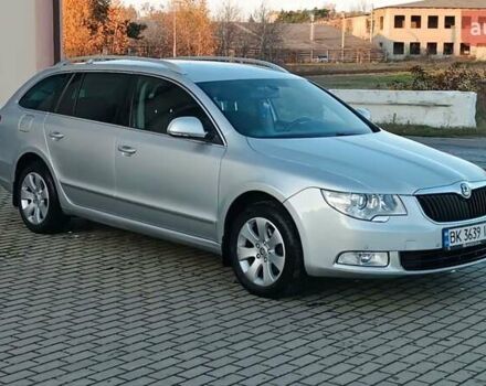 Серый Шкода Суперб, объемом двигателя 1.6 л и пробегом 328 тыс. км за 7950 $, фото 5 на Automoto.ua