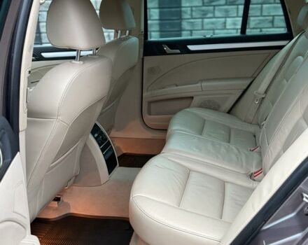 Серый Шкода Суперб, объемом двигателя 2 л и пробегом 288 тыс. км за 11300 $, фото 2 на Automoto.ua