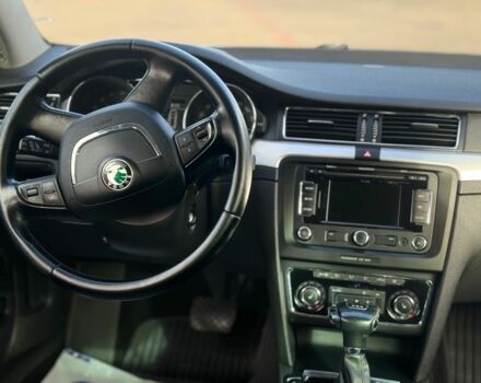 Серый Шкода Суперб, объемом двигателя 2 л и пробегом 241 тыс. км за 8200 $, фото 13 на Automoto.ua