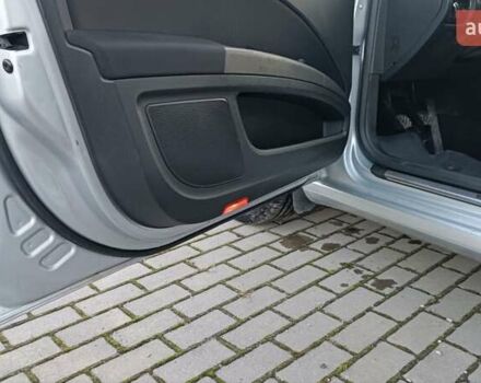 Серый Шкода Суперб, объемом двигателя 1.6 л и пробегом 328 тыс. км за 7950 $, фото 86 на Automoto.ua