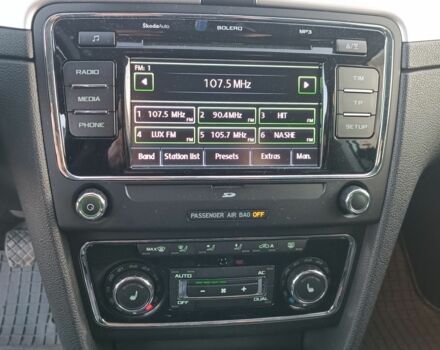 Серый Шкода Суперб, объемом двигателя 1.6 л и пробегом 328 тыс. км за 6950 $, фото 23 на Automoto.ua