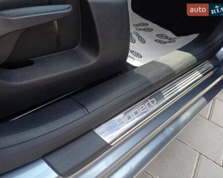 Серый Шкода Суперб, объемом двигателя 1.8 л и пробегом 166 тыс. км за 8500 $, фото 5 на Automoto.ua