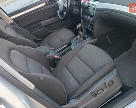 Серый Шкода Суперб, объемом двигателя 1.6 л и пробегом 328 тыс. км за 7950 $, фото 59 на Automoto.ua