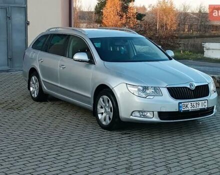 Серый Шкода Суперб, объемом двигателя 1.6 л и пробегом 328 тыс. км за 7950 $, фото 6 на Automoto.ua