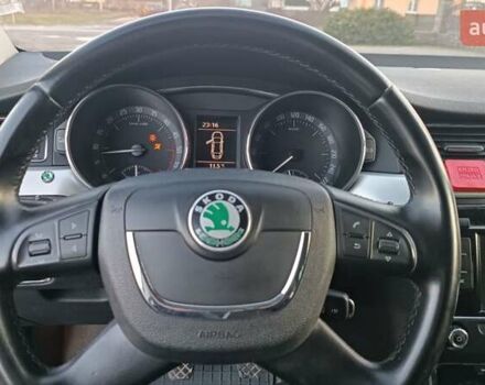 Серый Шкода Суперб, объемом двигателя 1.6 л и пробегом 328 тыс. км за 7950 $, фото 96 на Automoto.ua