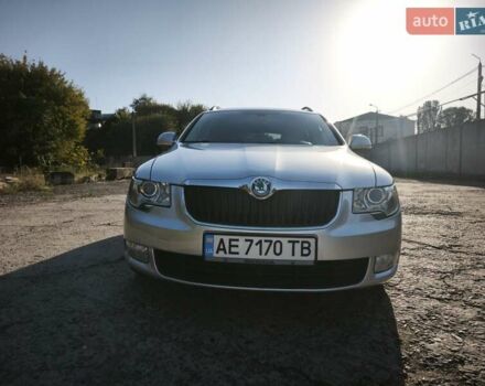 Серый Шкода Суперб, объемом двигателя 1.8 л и пробегом 317 тыс. км за 9700 $, фото 1 на Automoto.ua