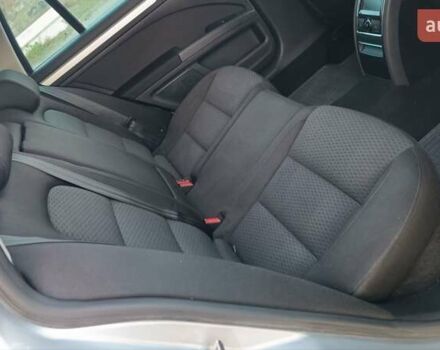 Серый Шкода Суперб, объемом двигателя 1.6 л и пробегом 328 тыс. км за 7950 $, фото 61 на Automoto.ua