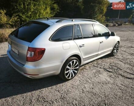 Серый Шкода Суперб, объемом двигателя 1.8 л и пробегом 317 тыс. км за 9700 $, фото 9 на Automoto.ua