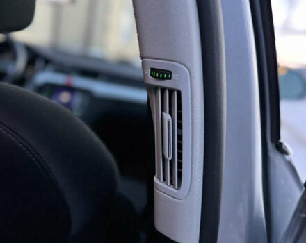 Сірий Шкода Суперб, об'ємом двигуна 2 л та пробігом 343 тис. км за 10500 $, фото 27 на Automoto.ua