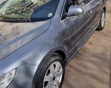 Серый Шкода Суперб, объемом двигателя 2 л и пробегом 275 тыс. км за 10000 $, фото 1 на Automoto.ua