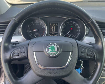 Серый Шкода Суперб, объемом двигателя 1.8 л и пробегом 312 тыс. км за 8800 $, фото 12 на Automoto.ua