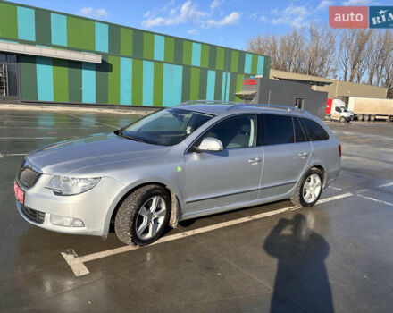 Сірий Шкода Суперб, об'ємом двигуна 1.6 л та пробігом 290 тис. км за 9250 $, фото 3 на Automoto.ua