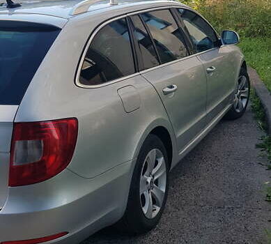 Серый Шкода Суперб, объемом двигателя 1.6 л и пробегом 240 тыс. км за 8900 $, фото 5 на Automoto.ua