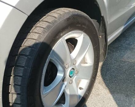 Серый Шкода Суперб, объемом двигателя 2 л и пробегом 250 тыс. км за 13200 $, фото 2 на Automoto.ua