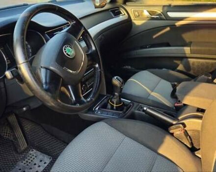 Сірий Шкода Суперб, об'ємом двигуна 1.8 л та пробігом 184 тис. км за 11200 $, фото 4 на Automoto.ua