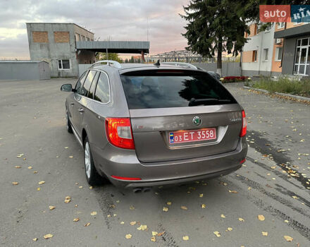 Сірий Шкода Суперб, об'ємом двигуна 2 л та пробігом 256 тис. км за 10700 $, фото 6 на Automoto.ua