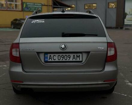 Серый Шкода Суперб, объемом двигателя 1.6 л и пробегом 198 тыс. км за 9000 $, фото 9 на Automoto.ua